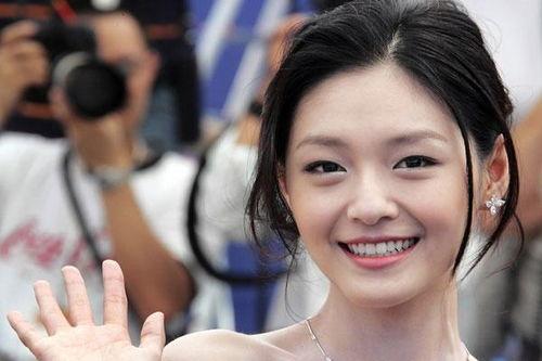 娱乐吃瓜酱大s,娱乐界的“吃瓜酱”，揭秘明星背后的故事