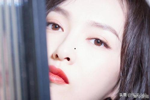 娱乐吃瓜八卦蔡徐坤是谁,娱乐界新晋流量小生，吃瓜群众热议焦点